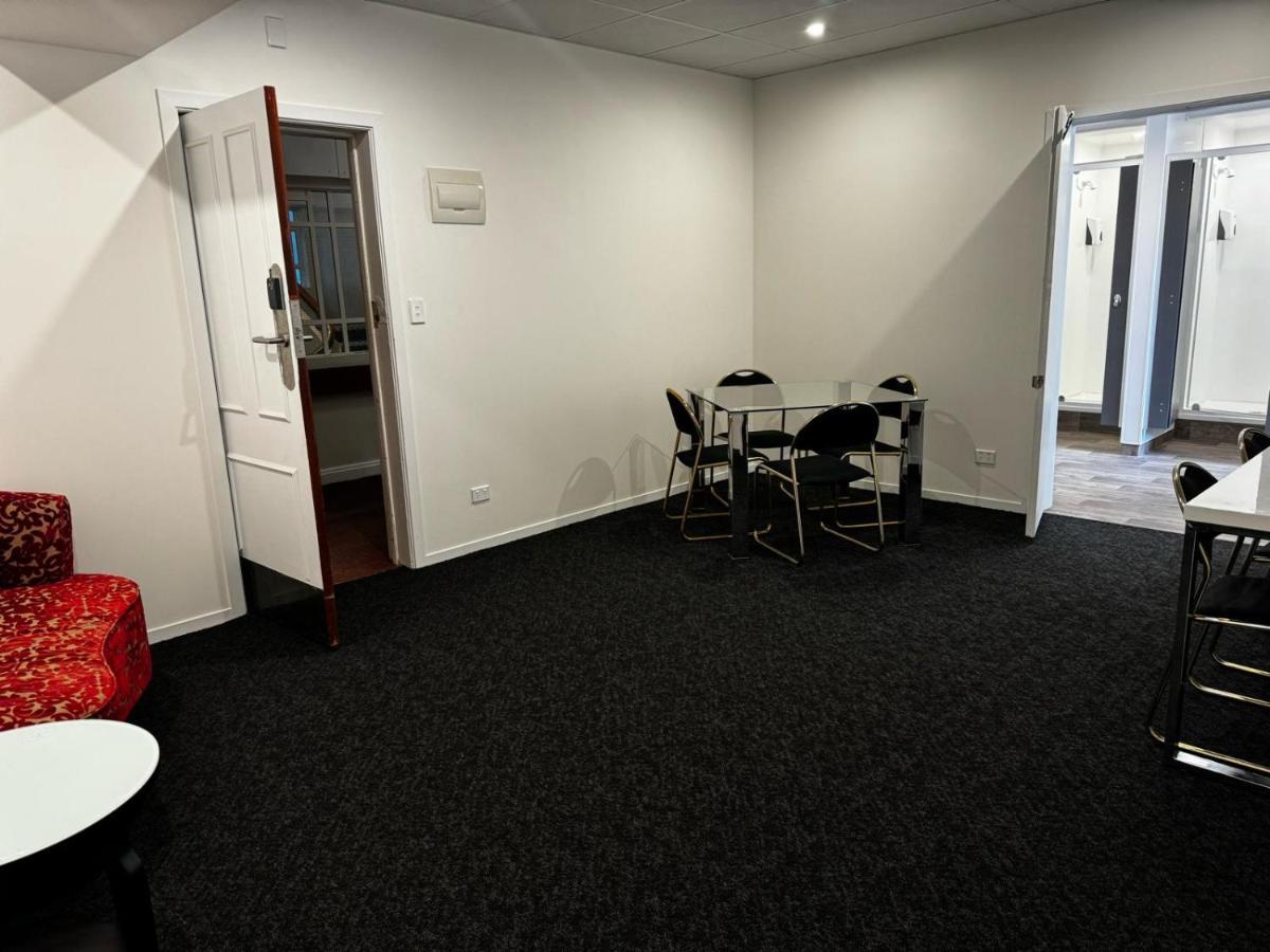 Hotel Waterloo & Backpackers Wellington Esterno foto