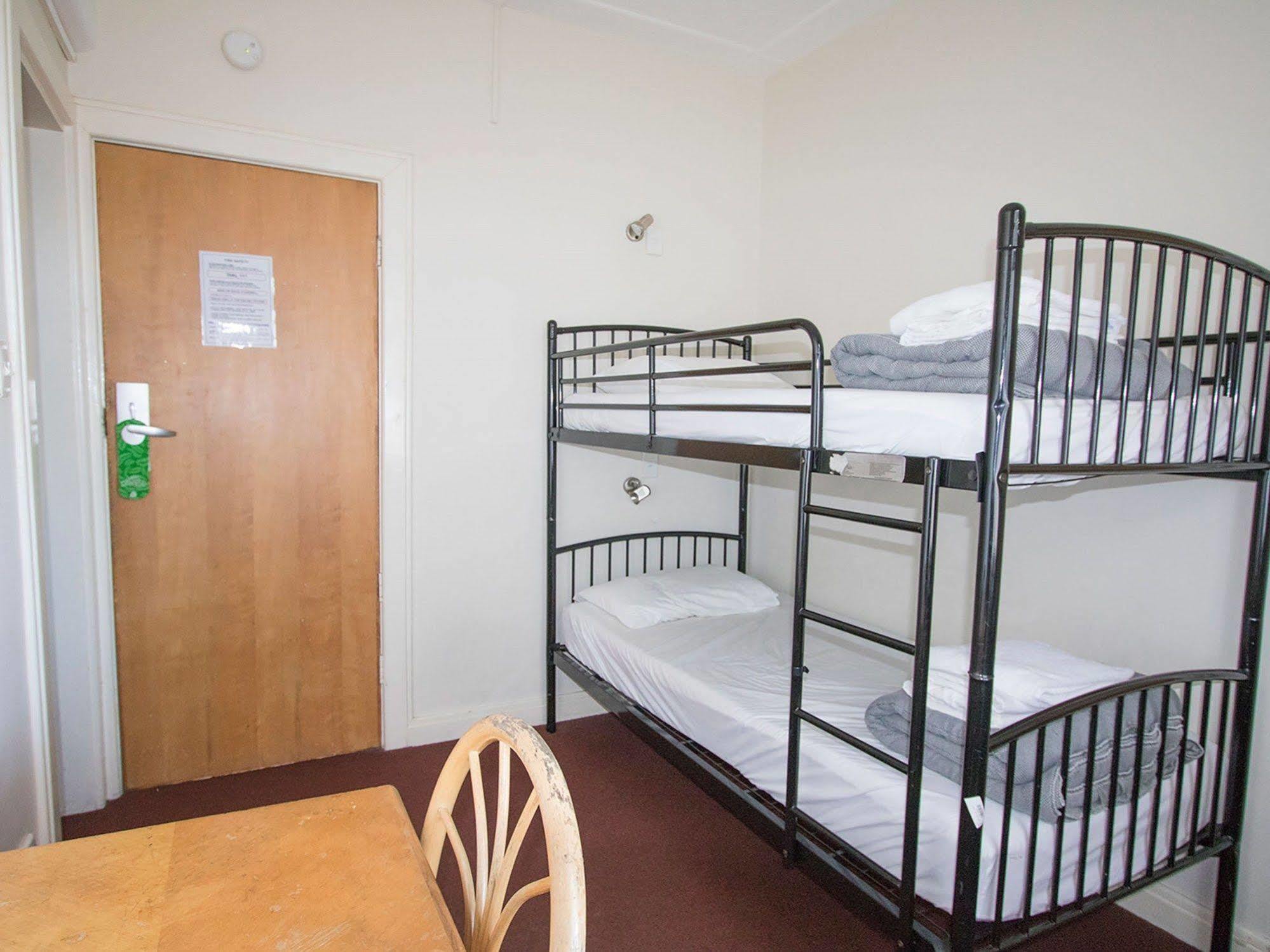 Hotel Waterloo & Backpackers Wellington Esterno foto