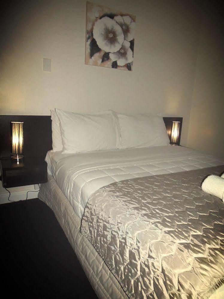 Hotel Waterloo & Backpackers Wellington Esterno foto